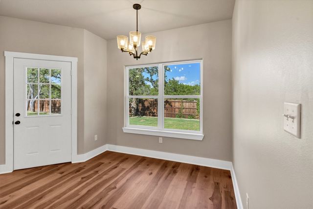 809 Branding Iron Trail, Granbury, TX 76049