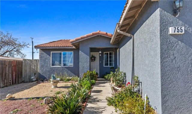 755 N Allen, Banning, CA 92220