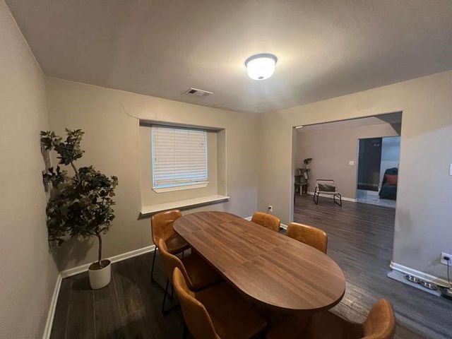 6015 Mcknight Street, Houston, TX 77035