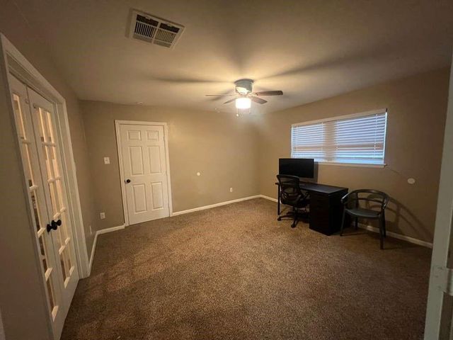 6015 Mcknight Street, Houston, TX 77035