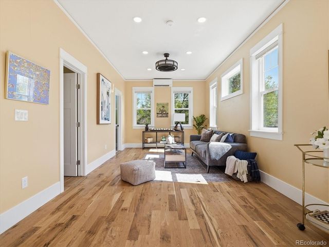 3331 W Scott Place, Denver, CO 80211