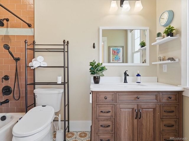 3331 W Scott Place, Denver, CO 80211