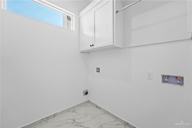 808 La Laguna Road, Mission, TX 78572