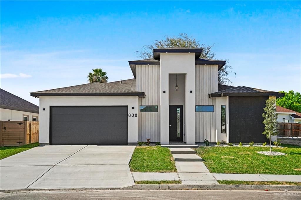 808 La Laguna Road, Mission, TX 78572