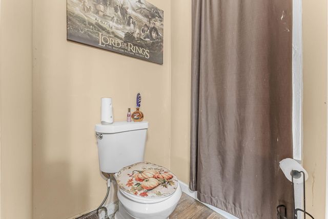 112 Howard Street, Cadillac City, MI 49601