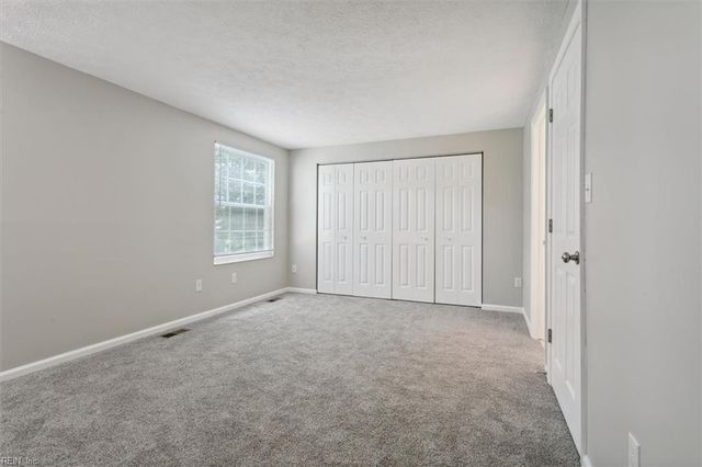 75 Lucinda CT, Hampton, VA 23666