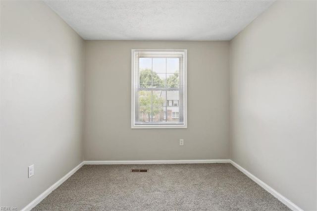 75 Lucinda CT, Hampton, VA 23666