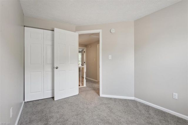 75 Lucinda CT, Hampton, VA 23666