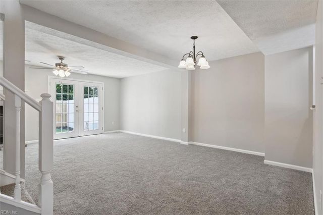 75 Lucinda CT, Hampton, VA 23666