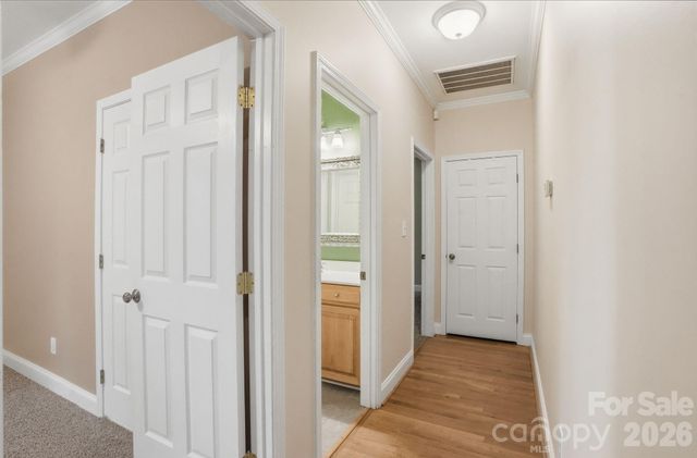 1099 Curve View Road, Lincolnton, NC 28092