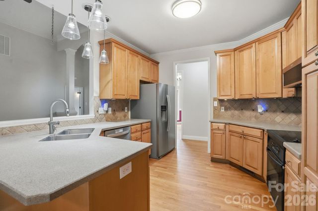 1099 Curve View Road, Lincolnton, NC 28092