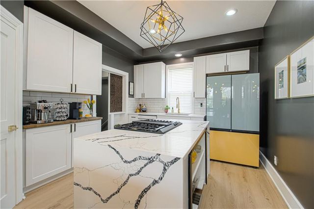 910 W Waldo Avenue, Independence, MO 64050