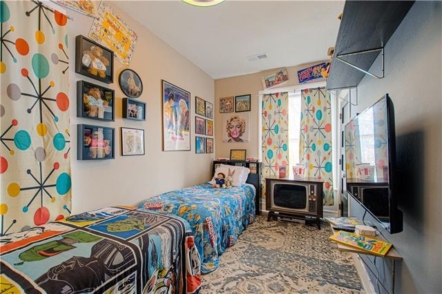 910 W Waldo Avenue, Independence, MO 64050