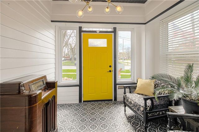 910 W Waldo Avenue, Independence, MO 64050