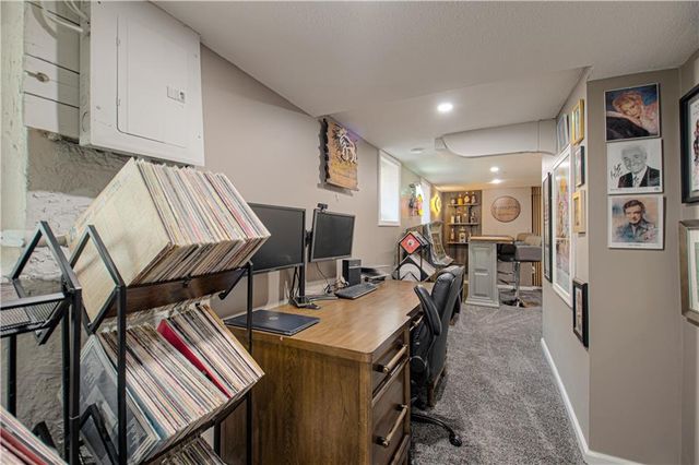 910 W Waldo Avenue, Independence, MO 64050