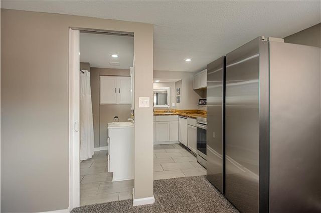 910 W Waldo Avenue, Independence, MO 64050