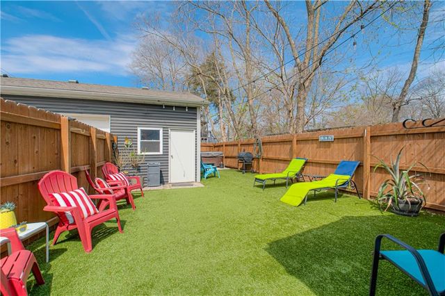 910 W Waldo Avenue, Independence, MO 64050