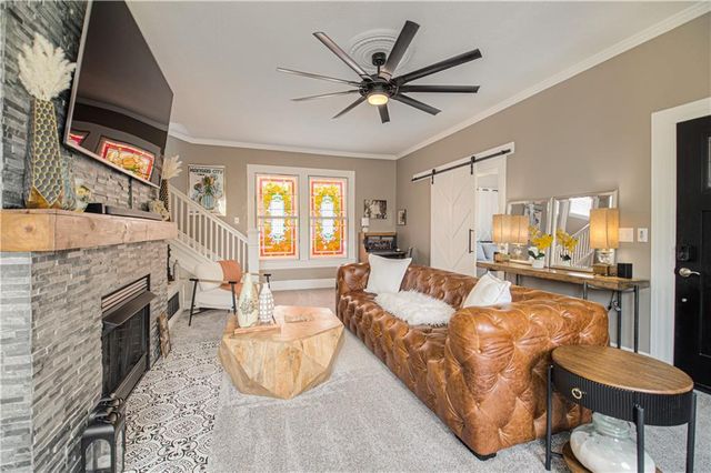 910 W Waldo Avenue, Independence, MO 64050