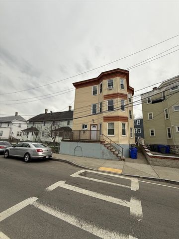 24 Whitfield St 2, Boston, MA 02124