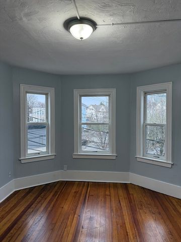 24 Whitfield St 2, Boston, MA 02124