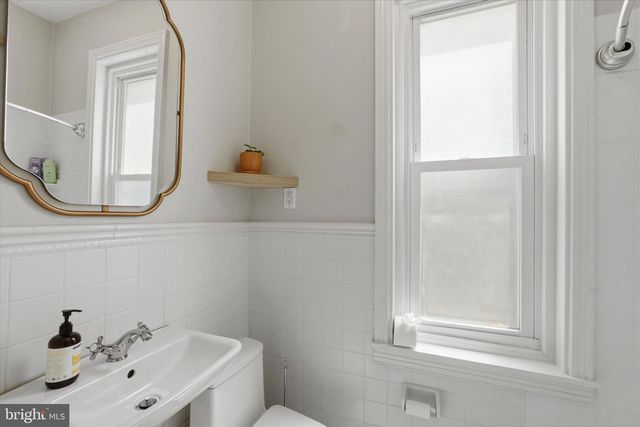 1118 SHACKAMAXON ST, Philadelphia, PA 19125