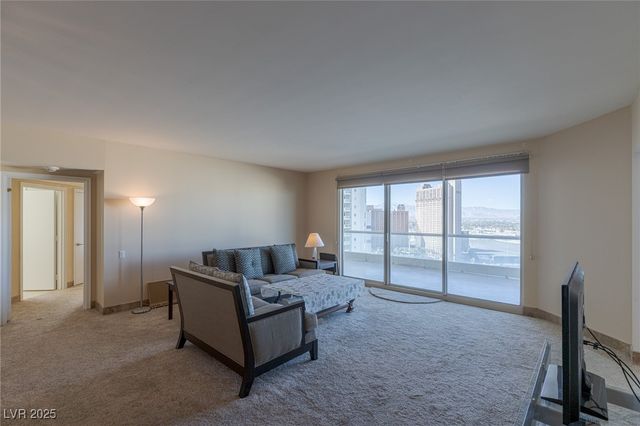 2777 Paradise Road 2103, Las Vegas, NV 89109