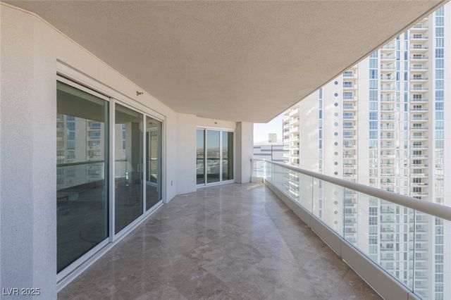 2777 Paradise Road 2103, Las Vegas, NV 89109