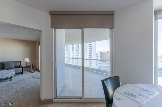 2777 Paradise Road 2103, Las Vegas, NV 89109