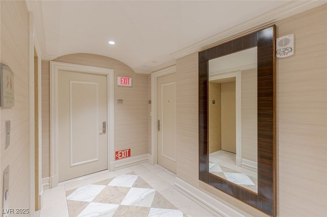 2777 Paradise Road 2103, Las Vegas, NV 89109