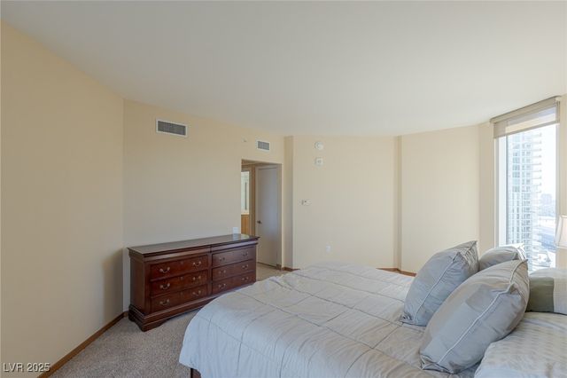 2777 Paradise Road 2103, Las Vegas, NV 89109