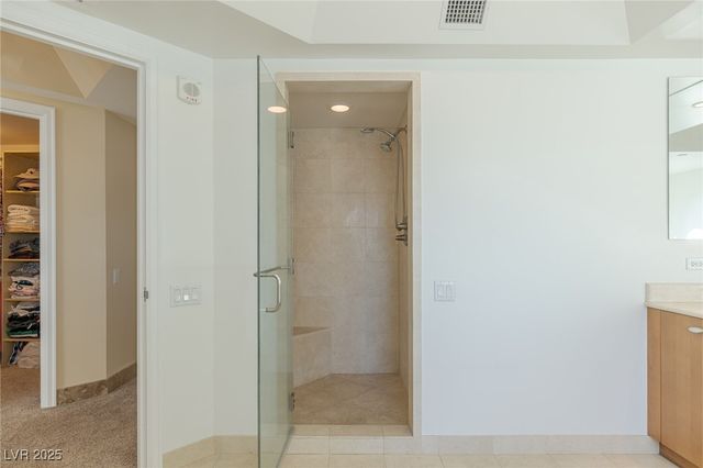 2777 Paradise Road 2103, Las Vegas, NV 89109