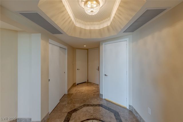 2777 Paradise Road 2103, Las Vegas, NV 89109