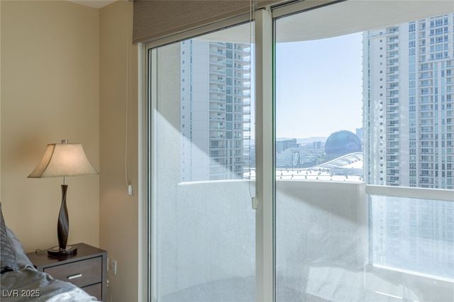 2777 Paradise Road 2103, Las Vegas, NV 89109