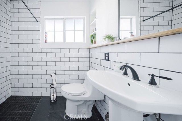 710 S Rosecrest Avenue, La Habra, CA 90631