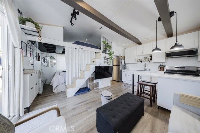 710 S Rosecrest Avenue, La Habra, CA 90631