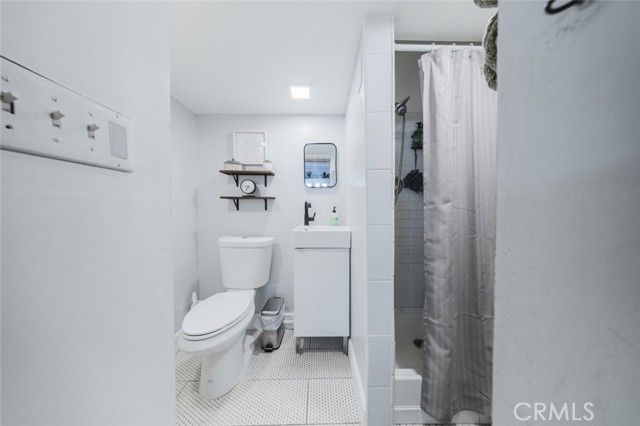 710 S Rosecrest Avenue, La Habra, CA 90631