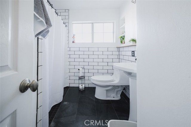 710 S Rosecrest Avenue, La Habra, CA 90631