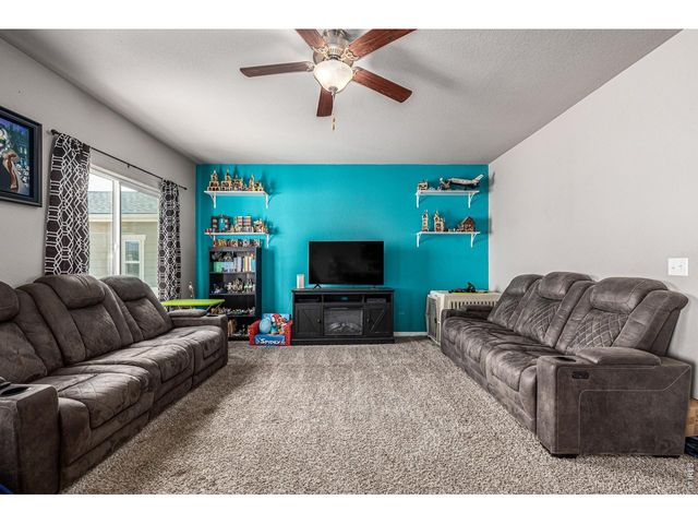 4689 Waltham Dr, Windsor, CO 80550