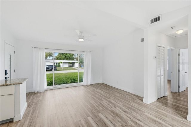 4398 NEPTUNE DRIVE SE, St Petersburg, FL 33705