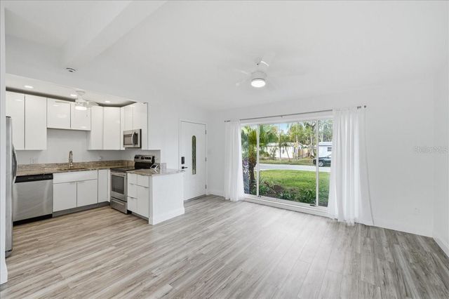 4398 NEPTUNE DRIVE SE, St Petersburg, FL 33705