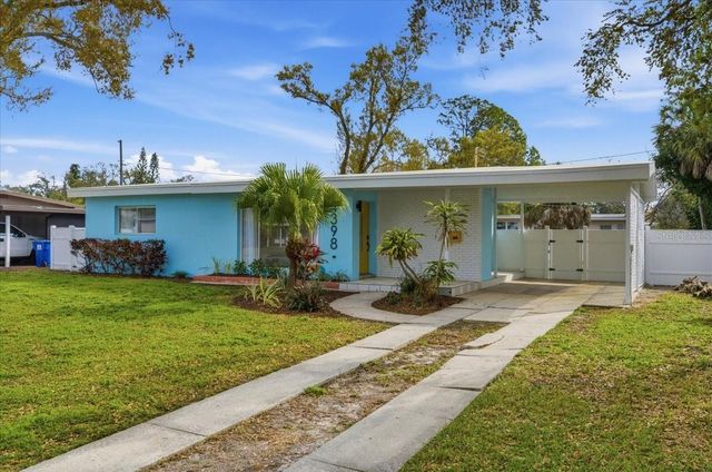 4398 NEPTUNE DRIVE SE, St Petersburg, FL 33705