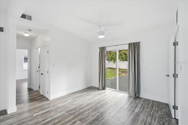 4398 NEPTUNE DRIVE SE, St Petersburg, FL 33705