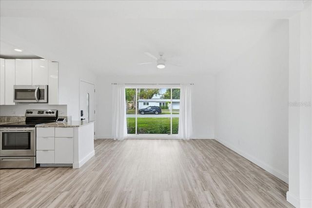 4398 NEPTUNE DRIVE SE, St Petersburg, FL 33705