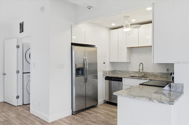 4398 NEPTUNE DRIVE SE, St Petersburg, FL 33705