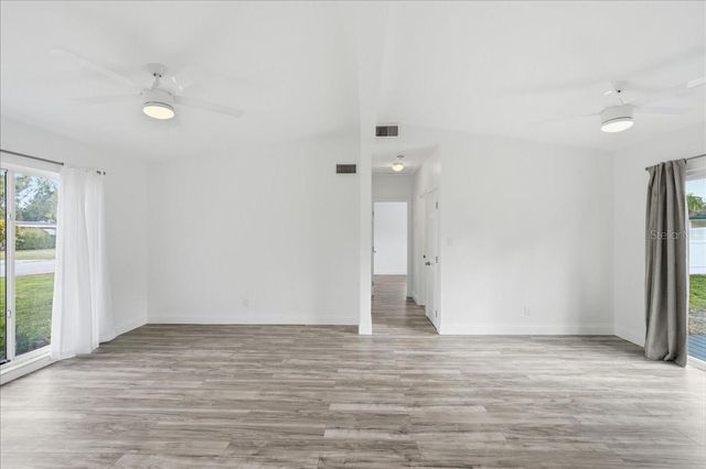 4398 NEPTUNE DRIVE SE, St Petersburg, FL 33705