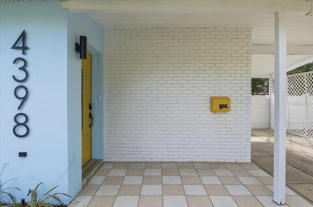 4398 NEPTUNE DRIVE SE, St Petersburg, FL 33705