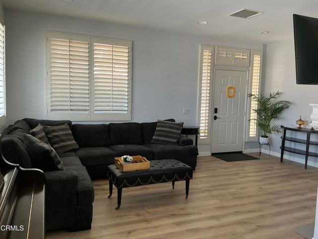4153 Felipe Lane C, Simi Valley, CA 93063