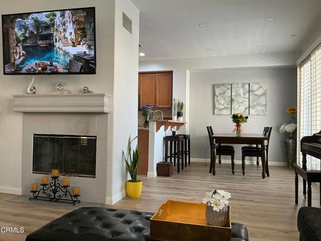 4153 Felipe Lane C, Simi Valley, CA 93063