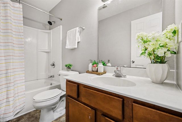 4647 Torrington Drive, Kentwood, MI 49512