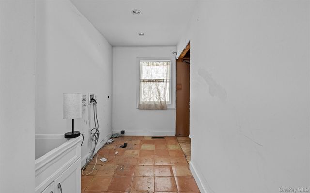 67 Church Lane, East Hampton, NY 11937